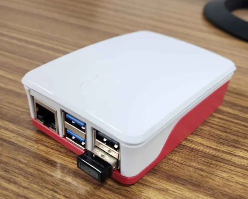 ラズパイ-フタあり